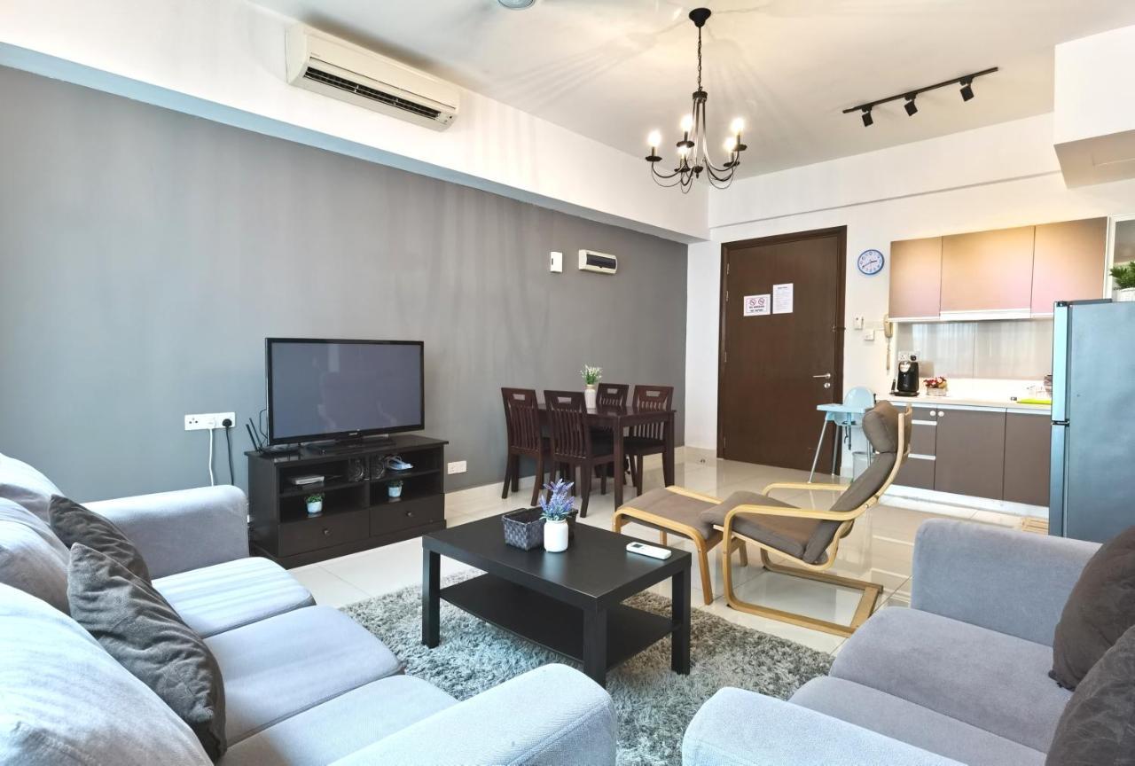 Klcc Inifinity Pool - The Regalia Residences & Suites By Kl Minsu Kuala Lumpur Exterior photo