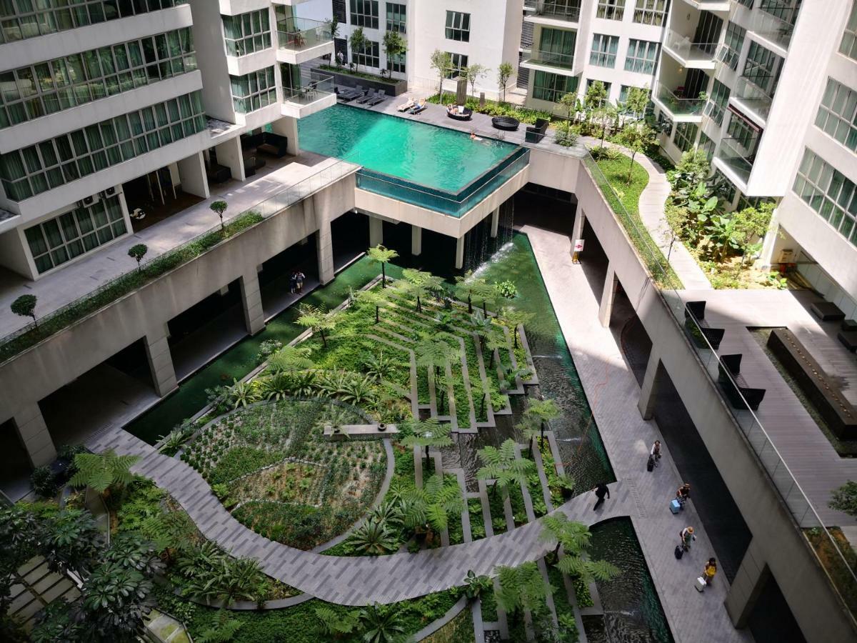 Klcc Inifinity Pool - The Regalia Residences & Suites By Kl Minsu Kuala Lumpur Exterior photo