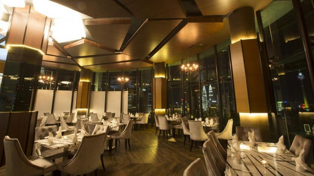 Klcc Inifinity Pool - The Regalia Residences & Suites By Kl Minsu Kuala Lumpur Exterior photo