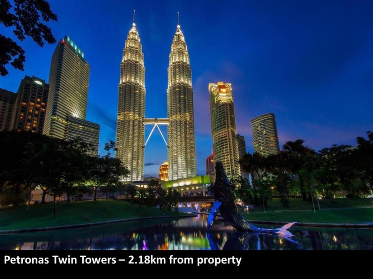 Klcc Inifinity Pool - The Regalia Residences & Suites By Kl Minsu Kuala Lumpur Exterior photo
